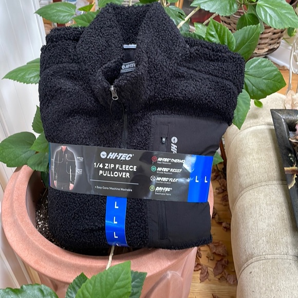 Hi- Tech Other - HI-TEC 1/4 Zip Fleece Pullover Mens Jacket